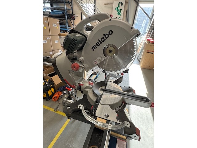 Afkortzaag, metabo, kgs 315 plus, op demontabel onderstel - afbeelding 5 van  9