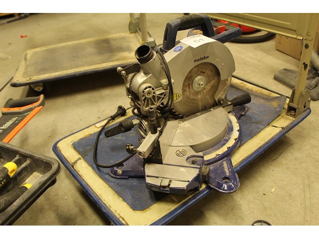 Afkortzaag metabo ks20016 lasercut - afbeelding 1 van  2