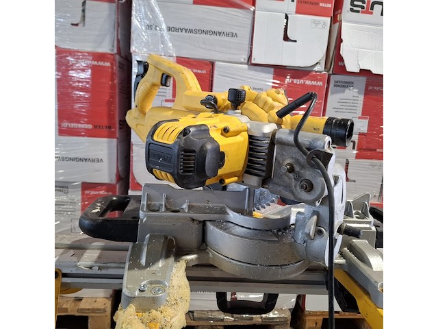 Afkortzaag op onderstel , dewalt, dws774 en de7033 - afbeelding 6 van  12