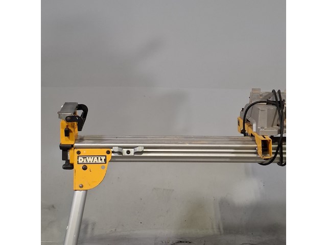 Afkortzaag op zaagtafel, dewalt, dws780, de7023 - afbeelding 5 van  15