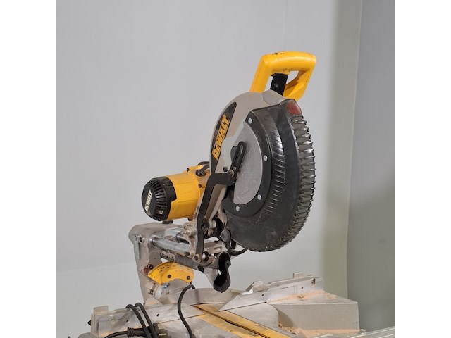 Afkortzaag op zaagtafel, dewalt, dws780, de7023 - afbeelding 7 van  15
