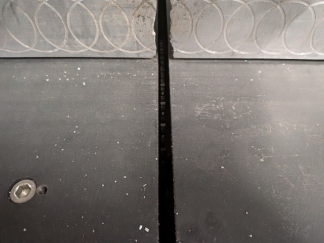 Afkortzaagmachine met aan en afvoerbaan tugra, 2ac-400, bouwjaar 2019 - afbeelding 10 van  13