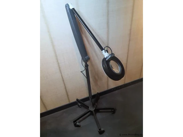 Afma mobiele vergrootlamp 100/lf/ev01 - afbeelding 1 van  3