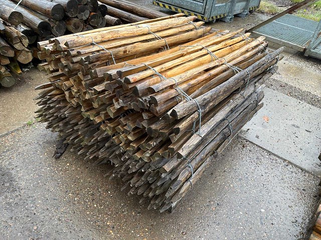 Afrastering weidepalen 40mtr - afbeelding 1 van  3