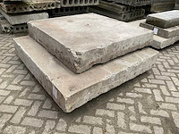 Afrasteringspalen en vloerdelen, beton - afbeelding 9 van  9