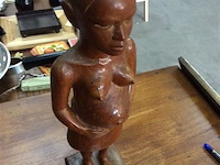 Afrikaans houten beeld - afbeelding 1 van  3
