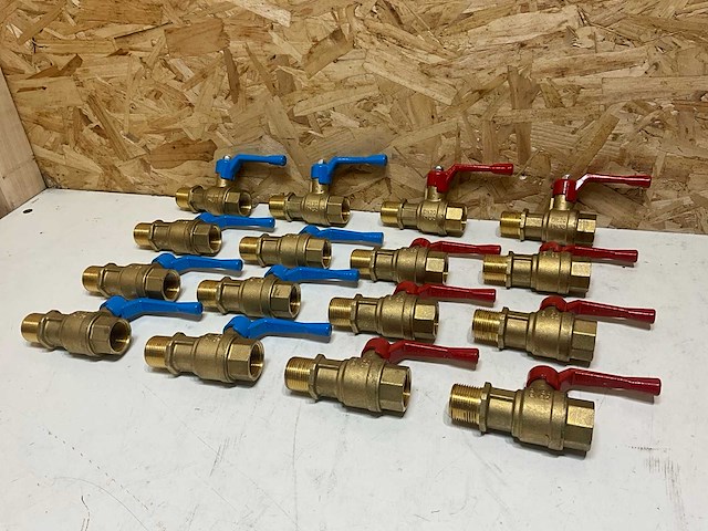 Afsluiters (16x) - afbeelding 2 van  6