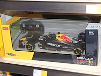 Afstandbestuurbare formule 1 auto rb18. - afbeelding 1 van  2