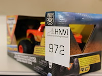 Afstandbestuurbare monster jam truck. - afbeelding 2 van  3