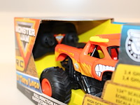 Afstandbestuurbare monster jam truck. - afbeelding 3 van  3