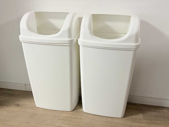 Afvalbak 2 stuks. wit. - afbeelding 1 van  2
