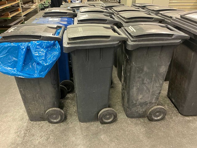 Afvalcontainer (8x) - afbeelding 3 van  5
