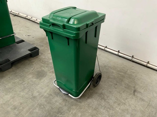 Afvalcontainer groen (4x) - afbeelding 7 van  7