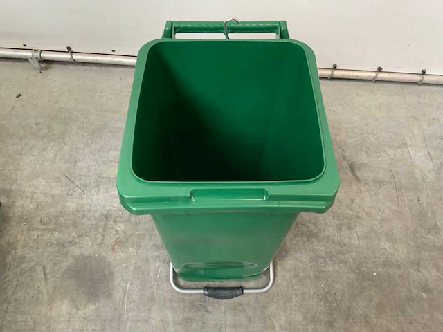 Afvalcontainer groen (4x) - afbeelding 1 van  7