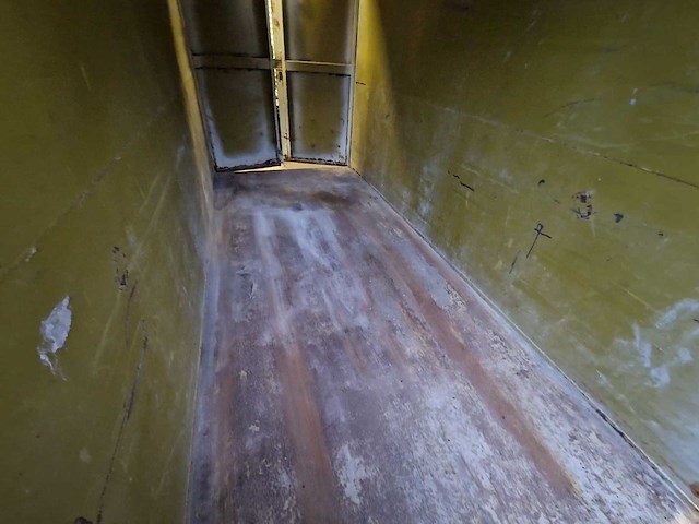 Afvalcontainer - afbeelding 3 van  11