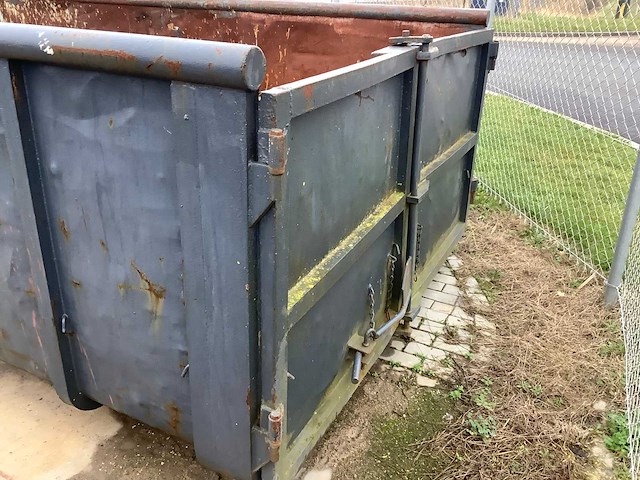 Afvalcontainer - afbeelding 3 van  4