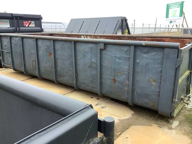 Afvalcontainer - afbeelding 4 van  4