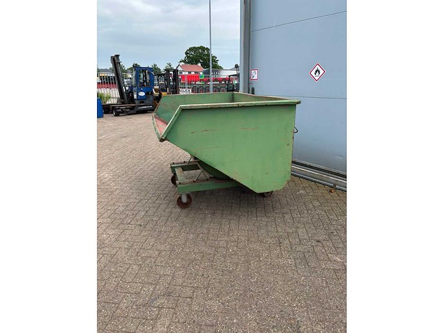 Afvalcontainer - afbeelding 5 van  6