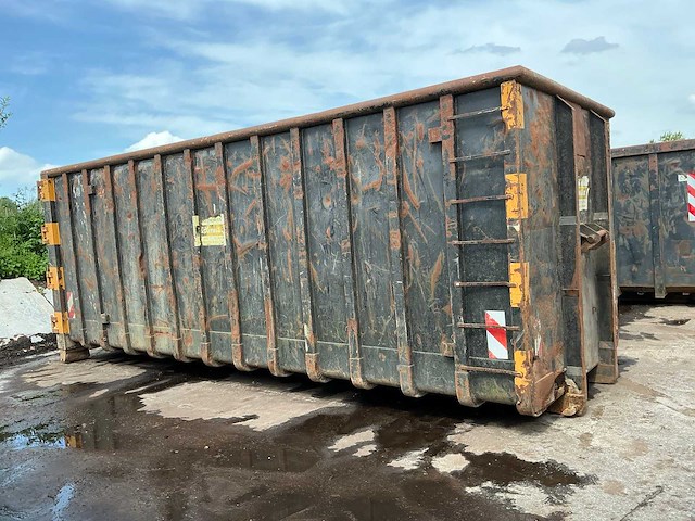 Afvalcontainer - afbeelding 2 van  5