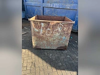 Afvalcontainer - afbeelding 2 van  6