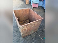 Afvalcontainer - afbeelding 3 van  6