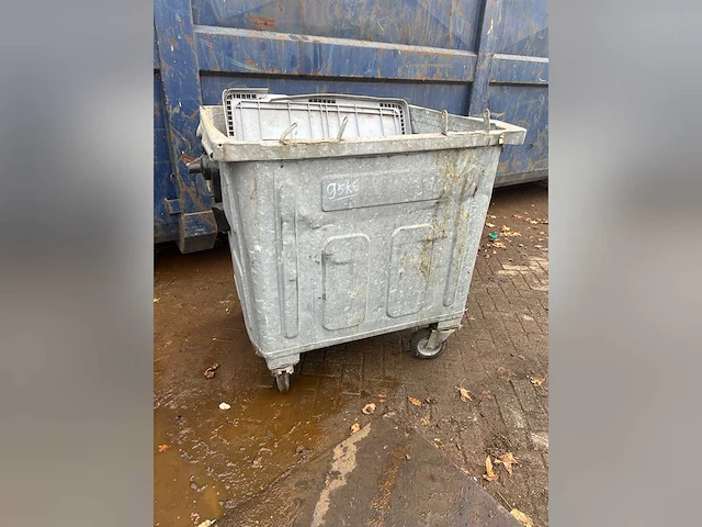 Afvalcontainer - afbeelding 3 van  5