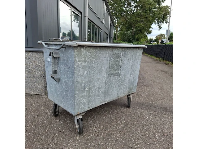 Afvalcontainer - afbeelding 1 van  5