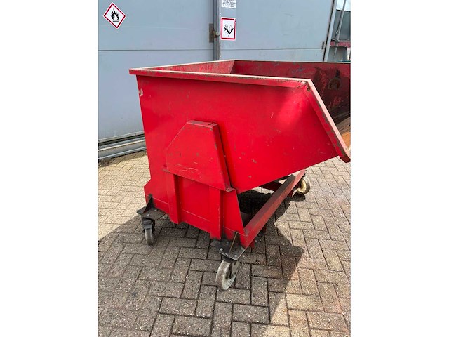 Afvalcontainer - afbeelding 5 van  5