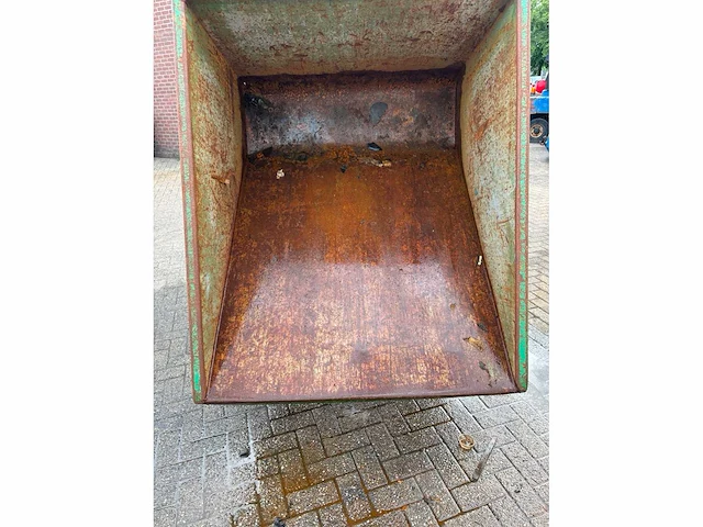 Afvalcontainer - afbeelding 5 van  5