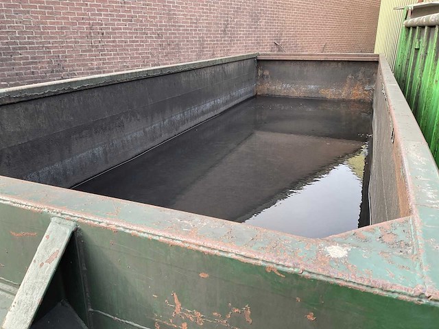 Afvalcontainer - afbeelding 4 van  9