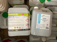 Afvalemmers, desinfectie middelen en clinical waste verpakkingen - afbeelding 3 van  6