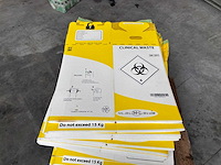 Afvalemmers, desinfectie middelen en clinical waste verpakkingen - afbeelding 6 van  6
