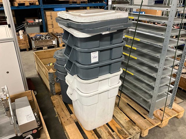 Afvalemmers & prullenbakken (9x) - afbeelding 1 van  2