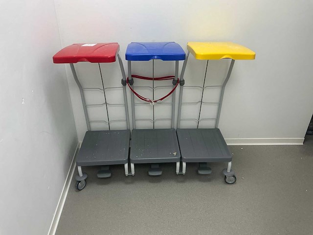 Afvalemmers & prullenbakken - afbeelding 1 van  3