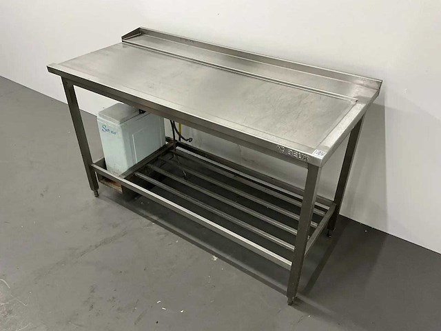 Afvoertafel met waterontharder - afbeelding 1 van  4