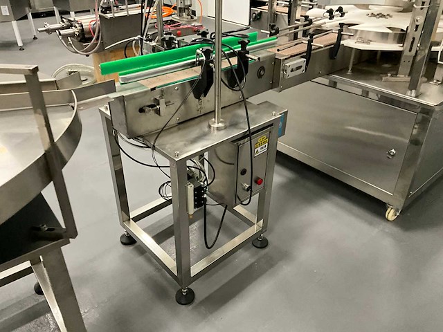 Afvul-, sluit- en etiketteerlijn - afbeelding 8 van  27