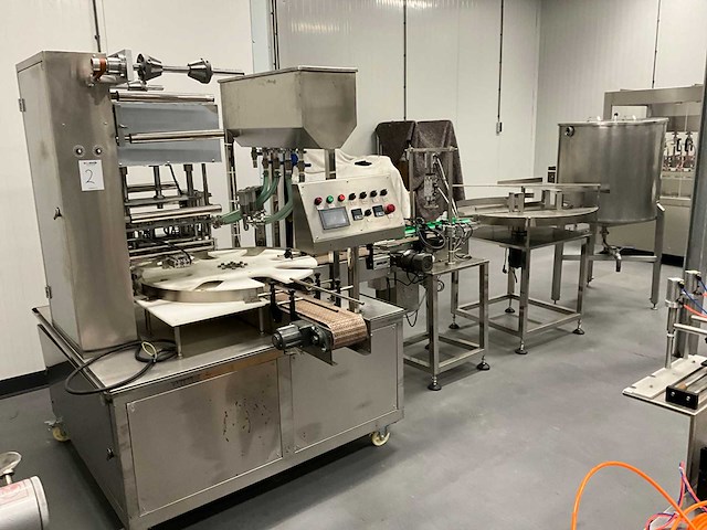 Afvul-, sluit- en etiketteerlijn - afbeelding 12 van  27