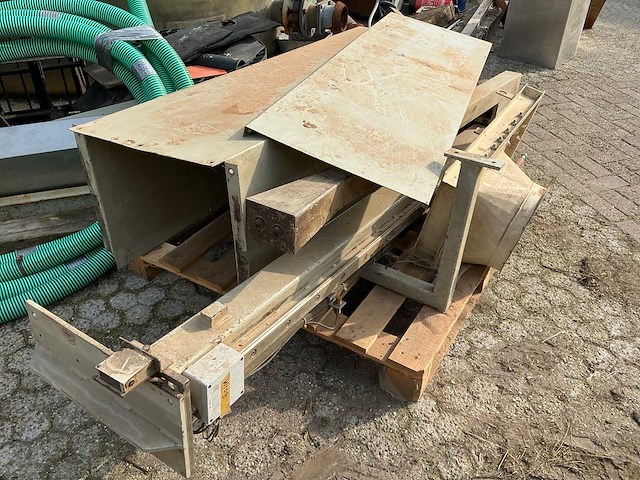 Afzak-/inpakmachine voor pallet korrels - afbeelding 13 van  25