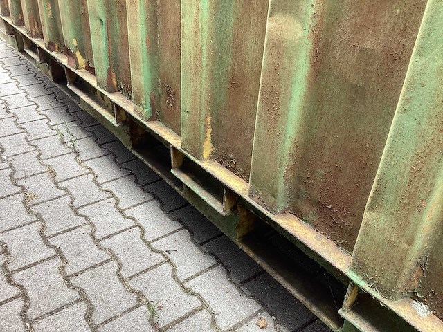 Afzet afvalcontainer haakarm - afbeelding 3 van  8