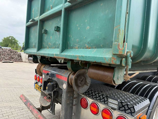 Afzet haakarm container 16m3 - afbeelding 4 van  14