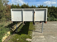 Afzetbaar vrachtwagenframe met twistlocks en aluminium schotten – 7.250 × 2.510 mm – zonder bodem - afbeelding 8 van  15