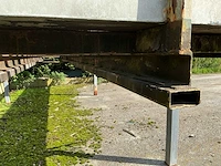 Afzetbaar vrachtwagenframe met twistlocks en aluminium schotten – 7.250 × 2.510 mm – zonder bodem - afbeelding 12 van  15