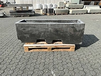 Afzetblok beton met bloembak antraciet 160 cm - afbeelding 2 van  9