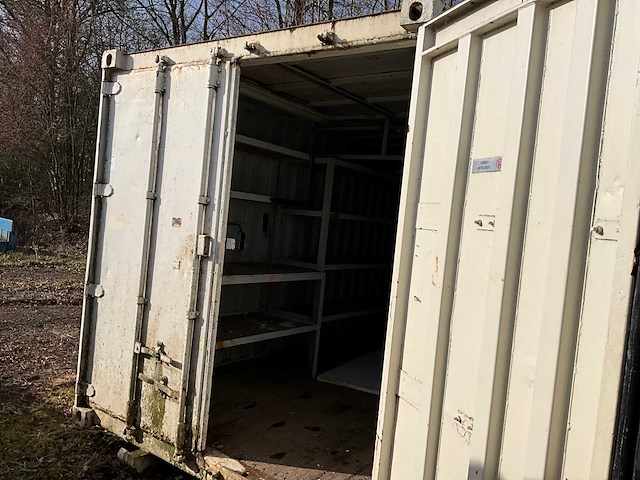Afzetcontainer (20ft) - afbeelding 10 van  12