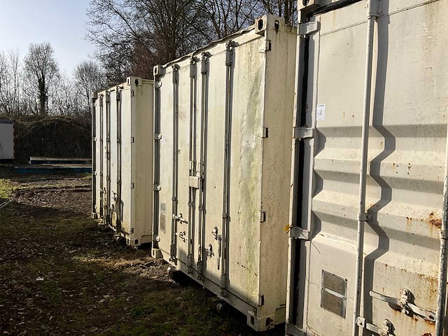 Afzetcontainer (20ft) - afbeelding 1 van  10