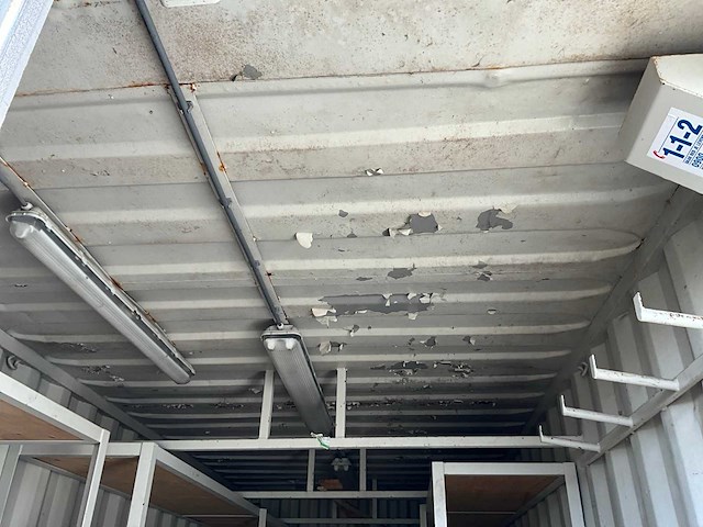 Afzetcontainer (20ft) - afbeelding 10 van  10