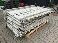 Afzethekken rood/wit kunststof - afbeelding 2 van  5