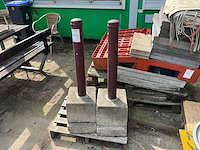 Afzetpaal met beton (2x)