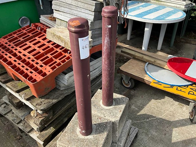 Afzetpaal met beton (2x) - afbeelding 4 van  4
