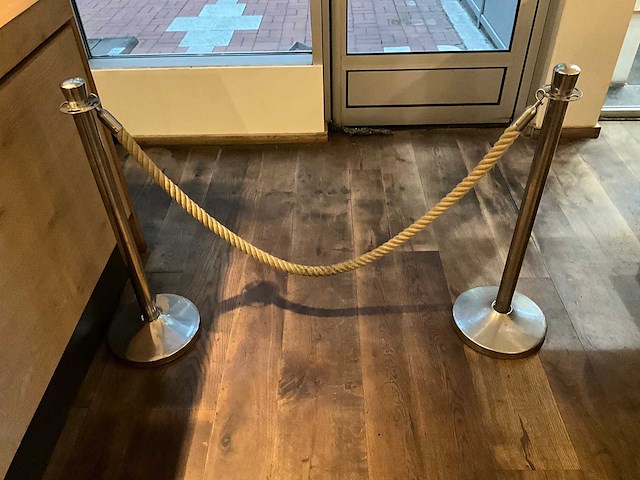 Afzetpaal met koord (2x) - afbeelding 2 van  2